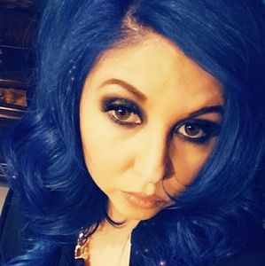 Meet your Posher, Ashton